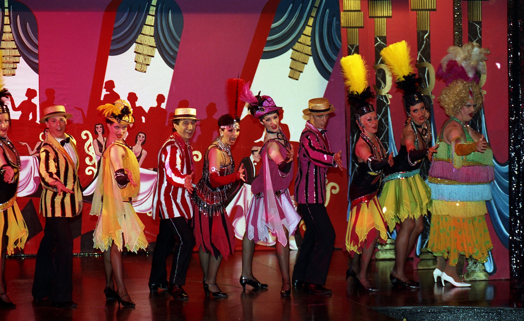 La Revue et les artistes - Photo 44